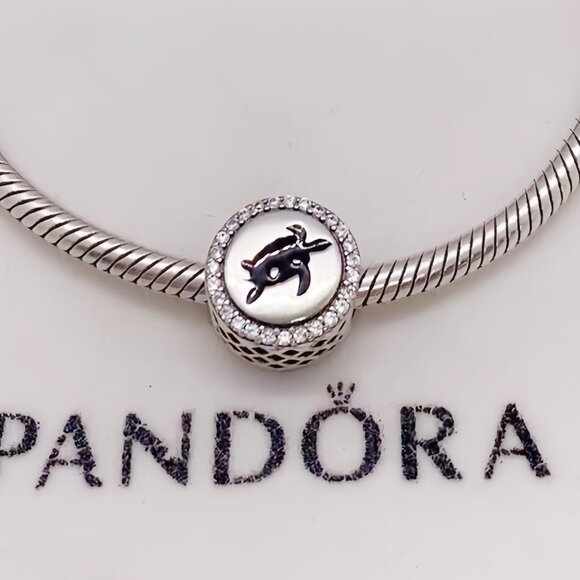Pandora Turks and Caicos Dangle Charm Pendant - Picture 1 of 3